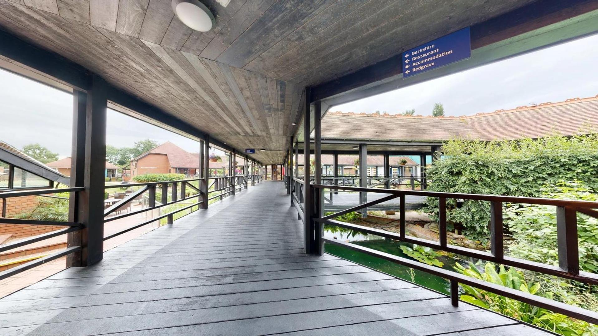 Cim Business Centre Ξενοδοχείο Μεϊντενχέντ Εξωτερικό φωτογραφία